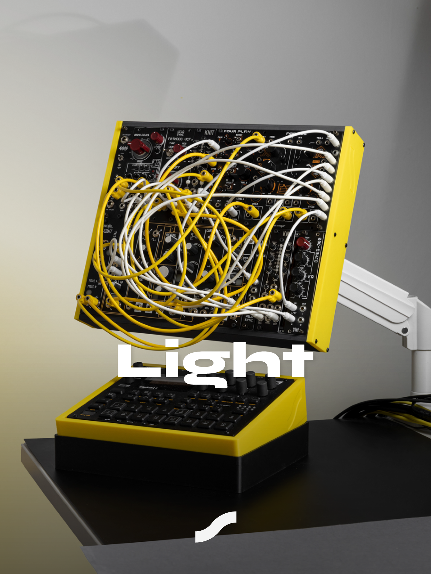 Design-Light-2 Light - Eurorack Case 66hp, 550g, VESA Mount, Color Panels - Image 1